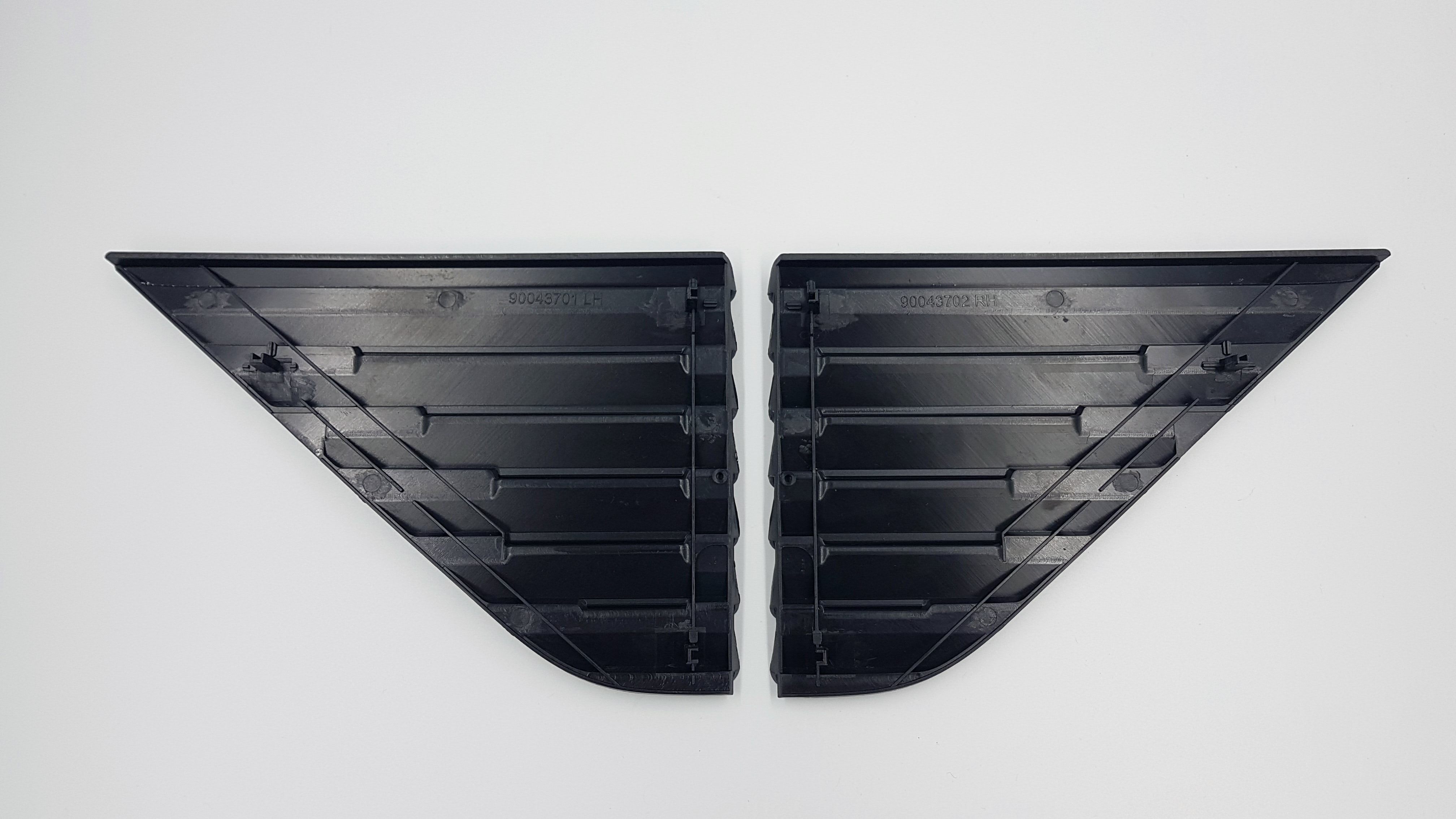 Rear Quarter Vent with Mounting Clips for Holden Commodore VB, VC - Image 2