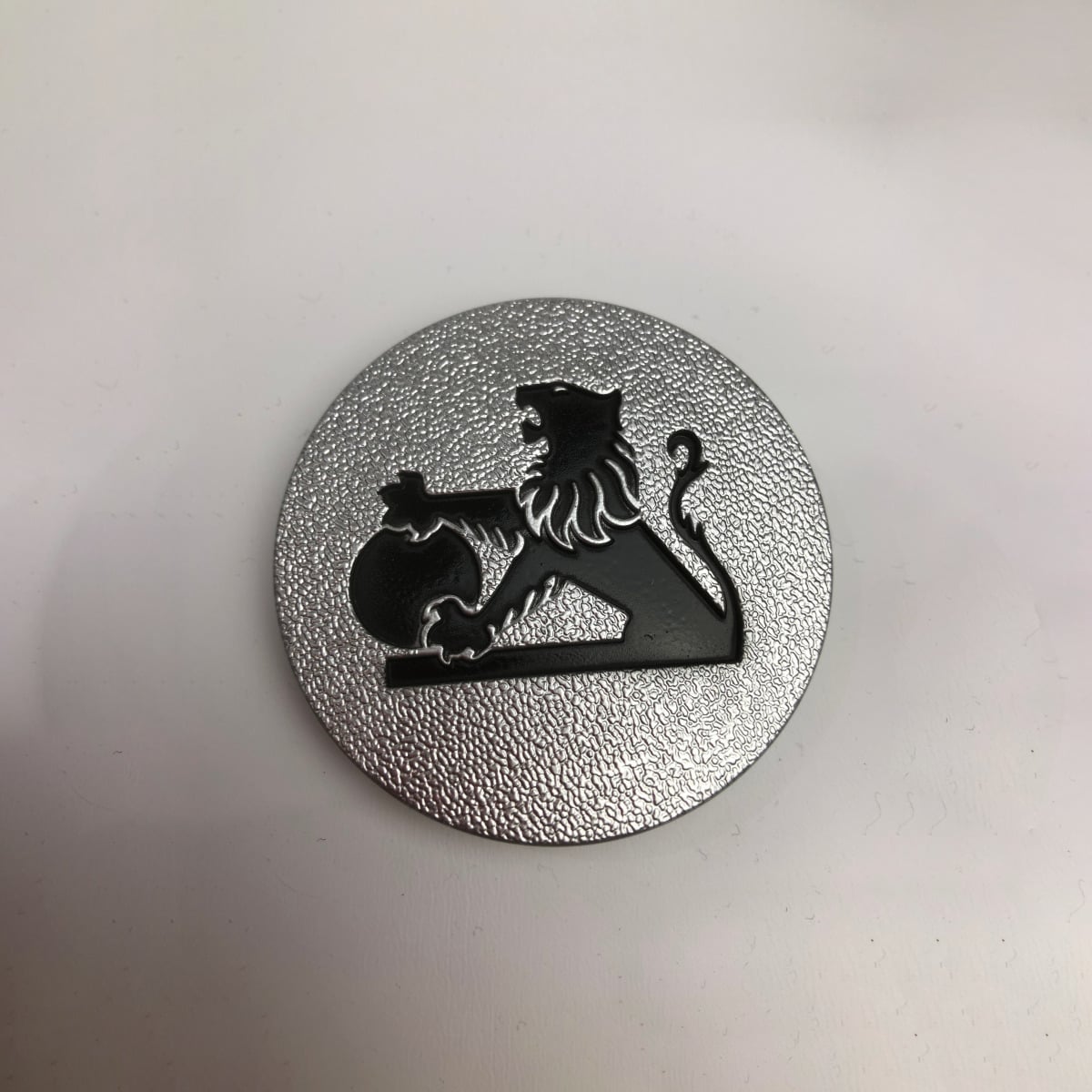 VB VC VH SLE Centre Wheel Cap x1