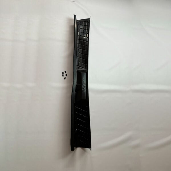 VH Commodore Plenum Chamber Wiper Cover with clips